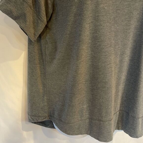 Casual Tshirt with unique banded hem size 2XL - Picture 5 of 12